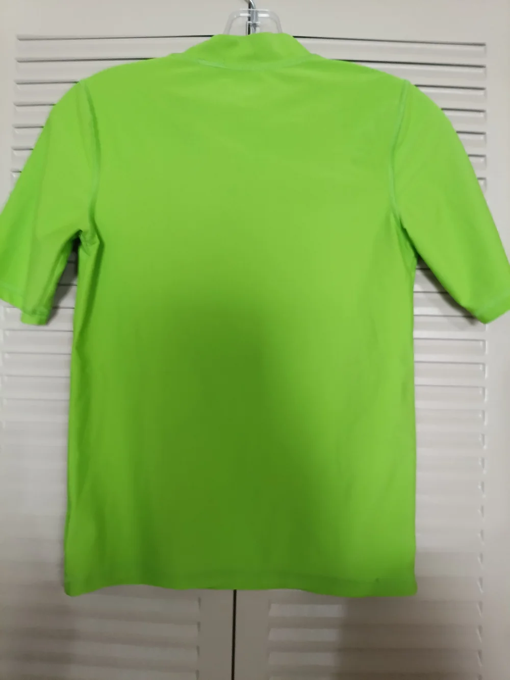 Cherokee Neon Green Kids' Short Sleeve Rash Guard with Pirate Skull